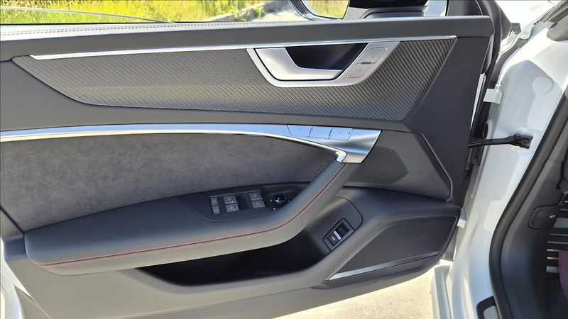 Audi S7 3,0 TDI 253 KW QUATTRO ČR DPH - fotka 23 z 28