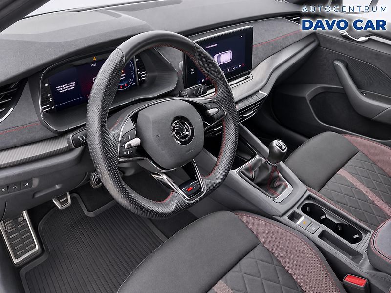 Škoda Octavia 2,0 TSI 180kW RS CZ DPH - fotka 3 z 7