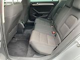 Volkswagen Passat (2018) 2.0 TDi, Comfortline, DSG - náhled 11