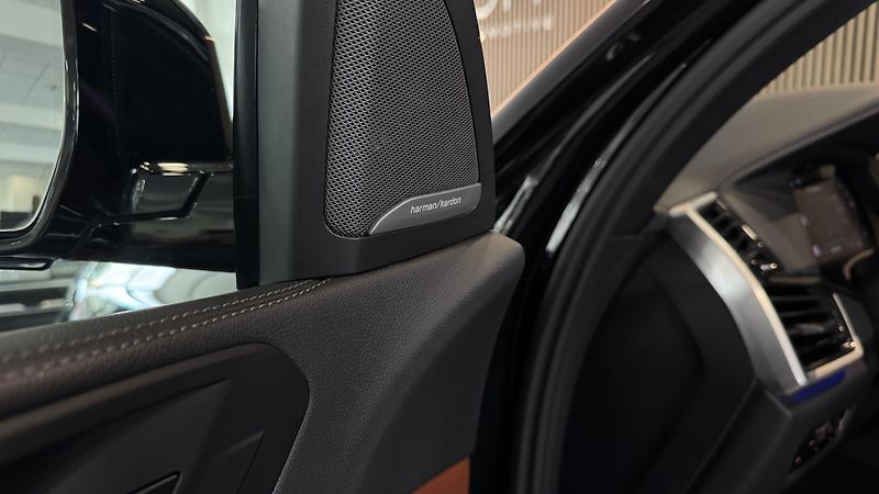 BMW X5 M50i V8 Laser Tažné HUD Záruka - fotka 6 z 33