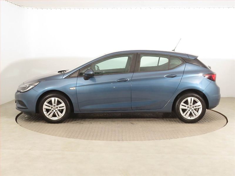 Opel Astra (2017) 1.4 T, Serv.kniha, Tempomat - fotka 3 z 15