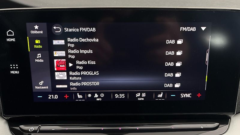 Škoda Octavia 2.0 TDI DSG Style Combi - fotka 11 z 26