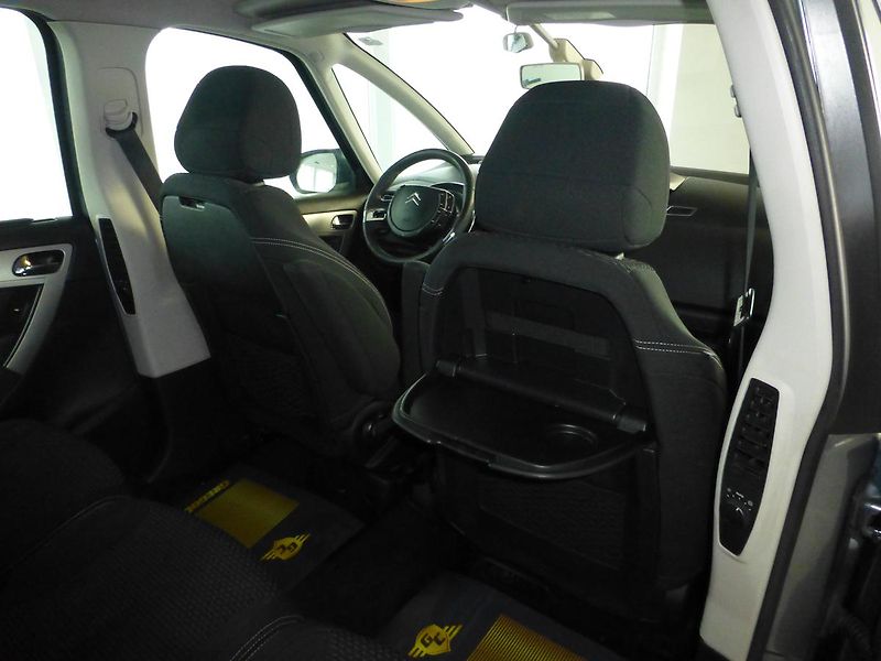 Citroën Grand C4 Picasso (2009) 1,6HDI**KLIMATIZACE***7 MÍST** - fotka 26 z 29