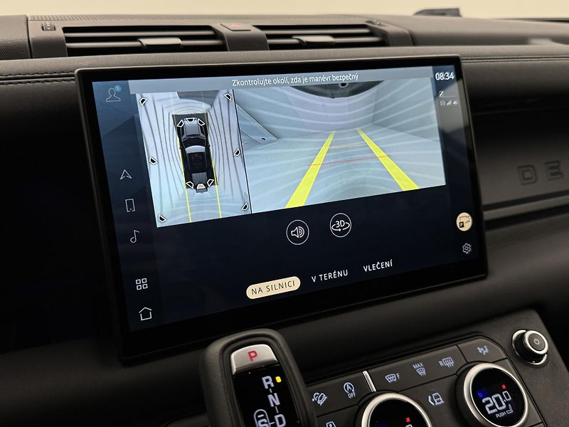 Land Rover Defender 110 D300 X-DYNAMIC SE - fotka 46 z 47