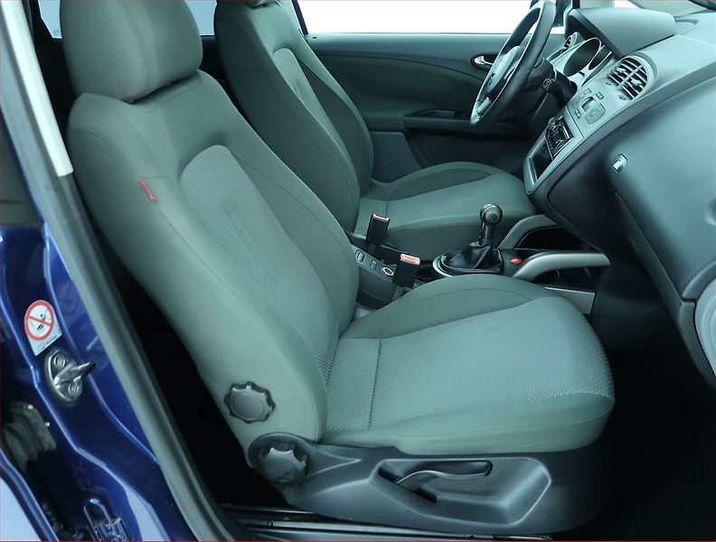 Seat Altea (2004) 1.6, po STK, CZ doklady - fotka 9 z 15
