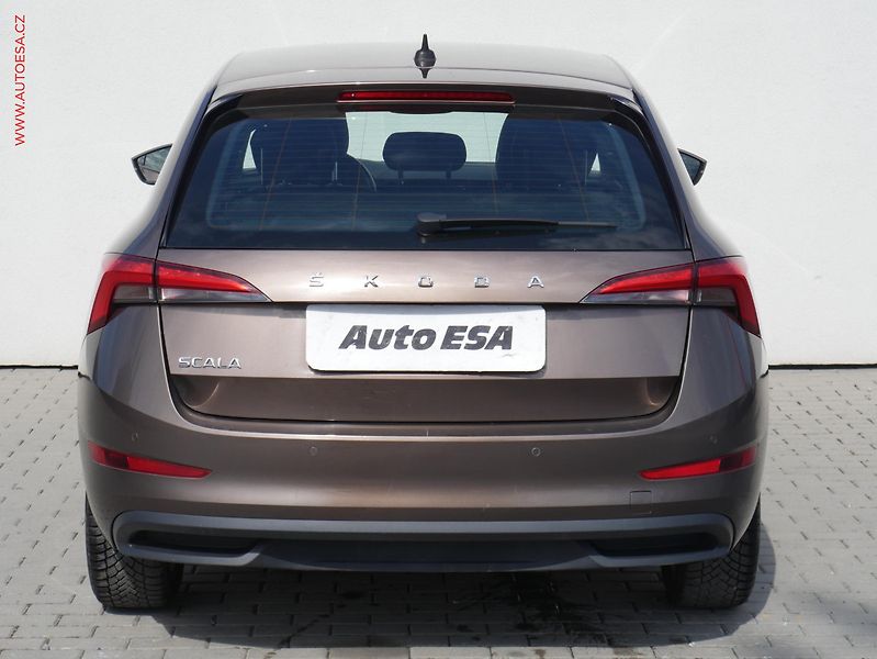 Škoda Scala (2019) 1.0TSi, 2.maj,ČR, Ambition - fotka 5 z 16