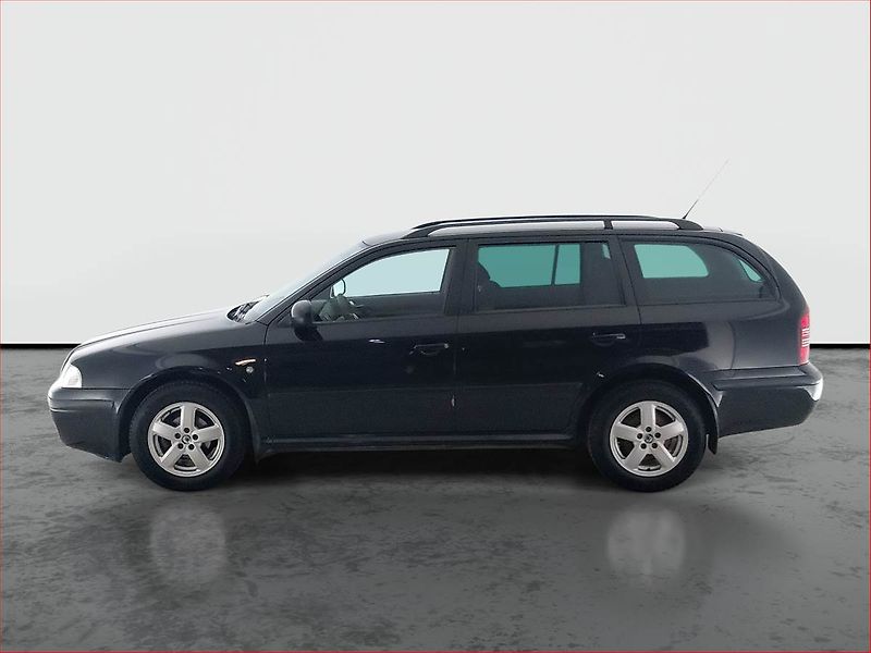 Škoda Octavia (2011) 1.6 - fotka 3 z 15