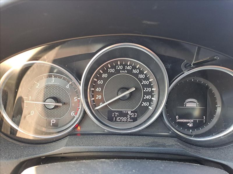 Mazda 6 2,2 Skyactiv-D KOUPENO CZ - fotka 13 z 17