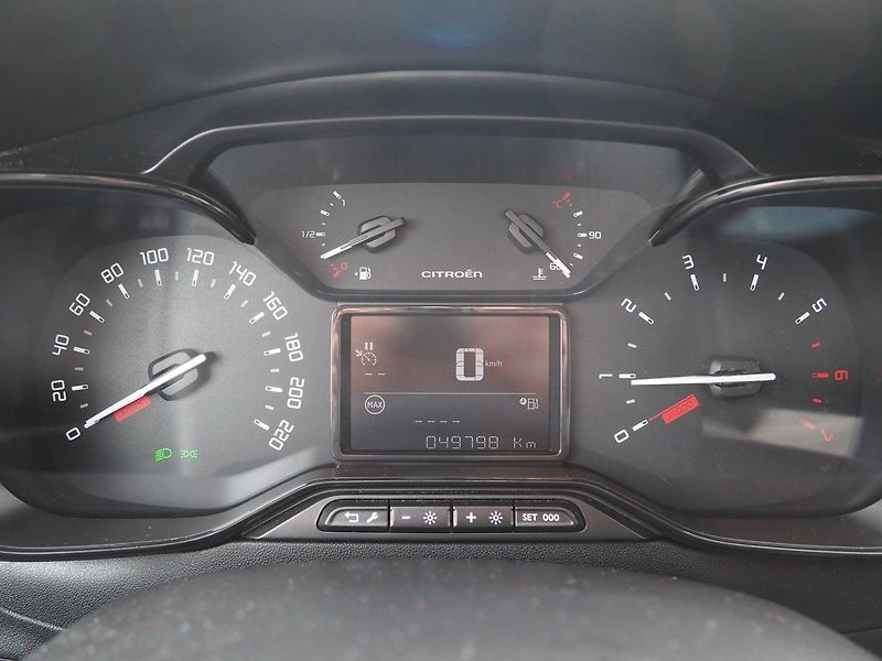 Citroën C3 (2019) 1.2 PureTech Feel - fotka 25 z 34