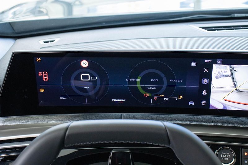 Peugeot 5008 (2026) BUSINESS Hybrid 145 e-DCS6 - fotka 11 z 15