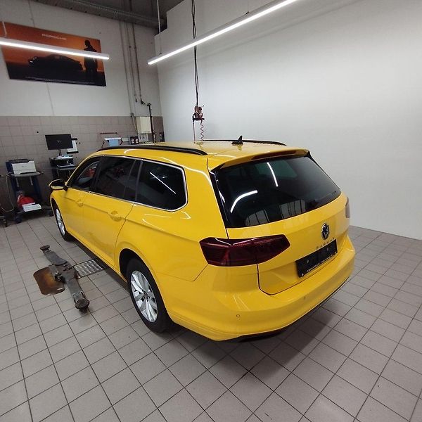 Volkswagen Passat (2021) 2,0 TDi - Business - 1 Majitel - fotka 3 z 8