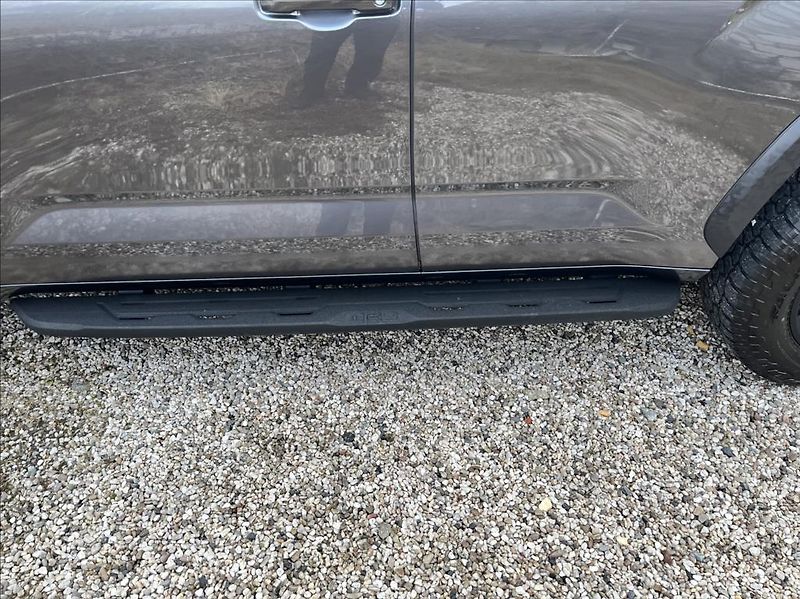 Toyota Sequoia 3,5i-Force MaxTTV6HEV TRD Pro - fotka 55 z 58