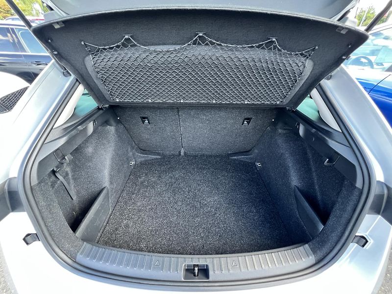 Škoda Scala Style 1.5TSi DSG ČR 1.MAJ. DPH - fotka 25 z 43