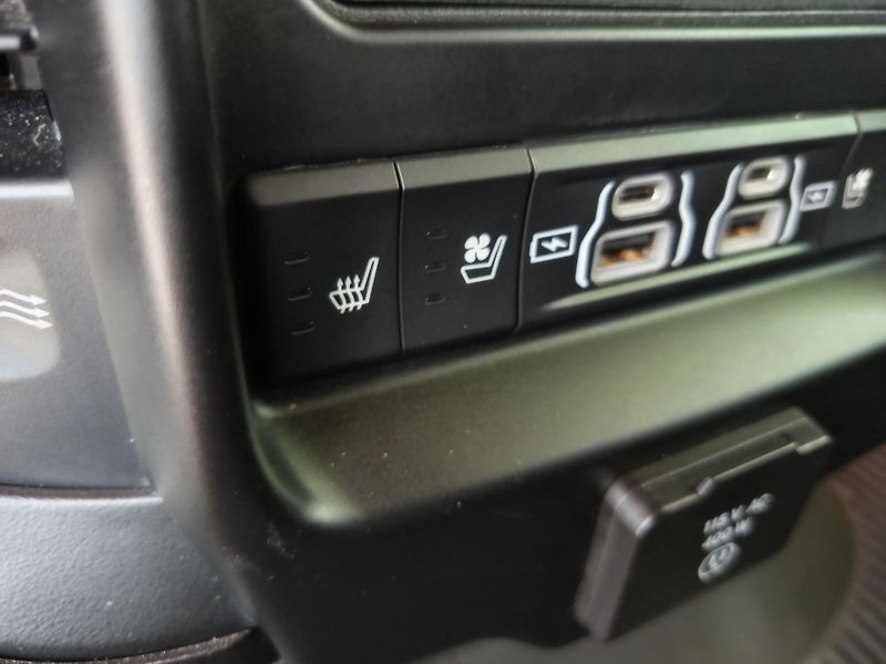 Dodge RAM (2021) TRX 6.2l Supercharged 702 HP - fotka 17 z 32
