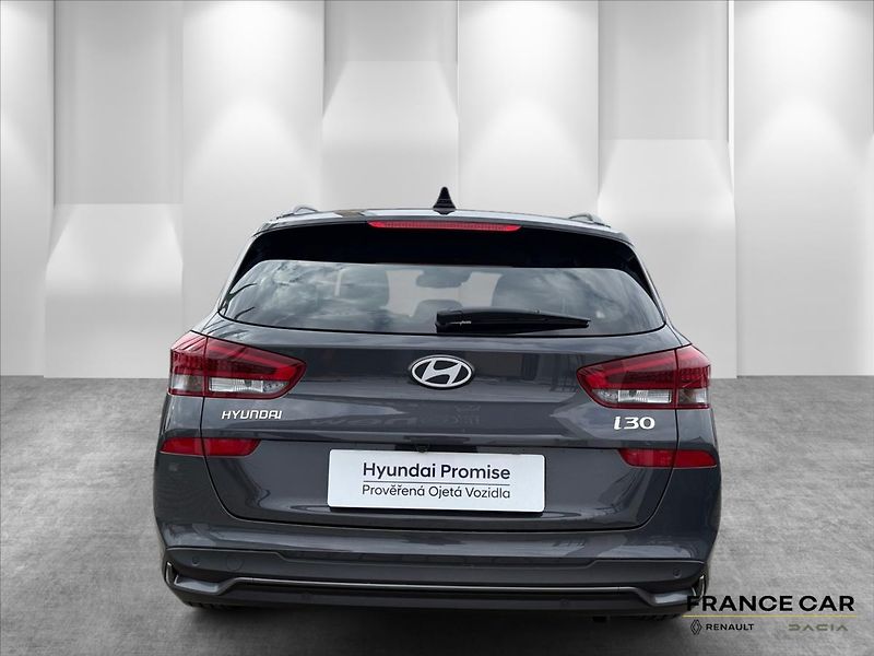 Hyundai i30 1,5 T-GDi 103 kW Style - fotka 6 z 24