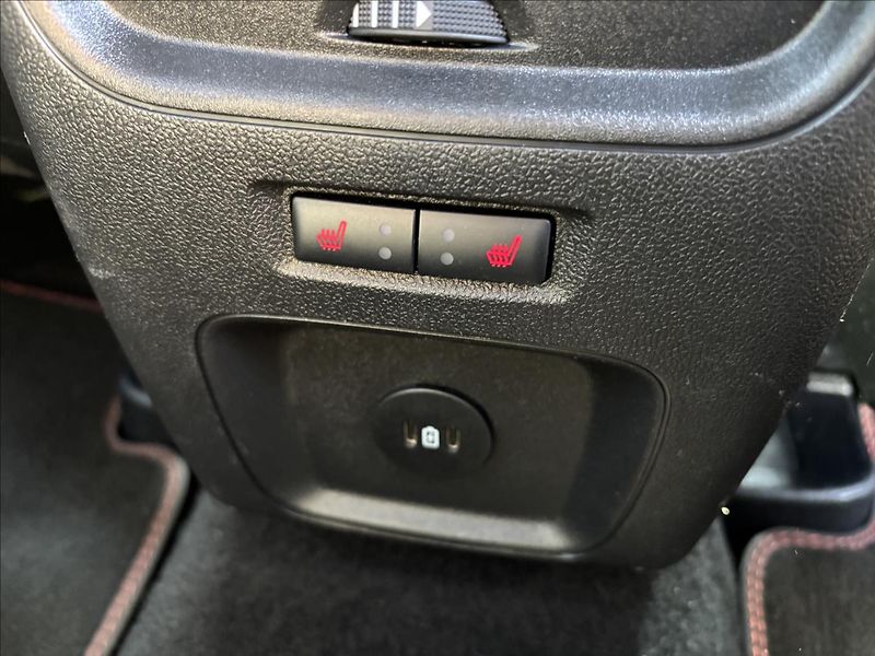 Ford Kuga 2,5 HEV ST-Line X132kW AUT - fotka 18 z 46