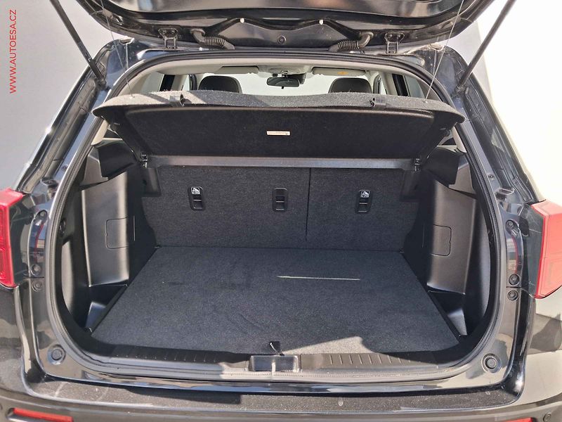 Suzuki Vitara (2019) 1.4 BJet AllGrip, AT, kůže - fotka 7 z 21