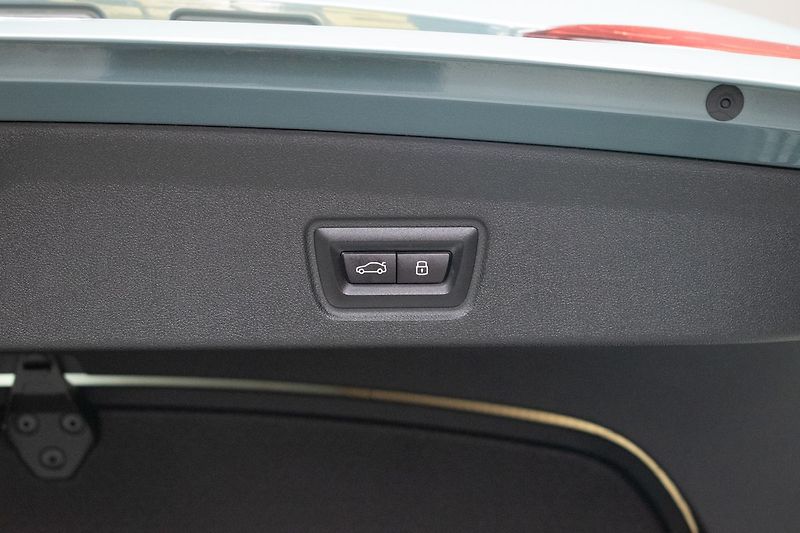 BMW Řada 4 420d xD ///M*ZÁRUKA*TAŽNÉ*ČR 1 - fotka 46 z 49