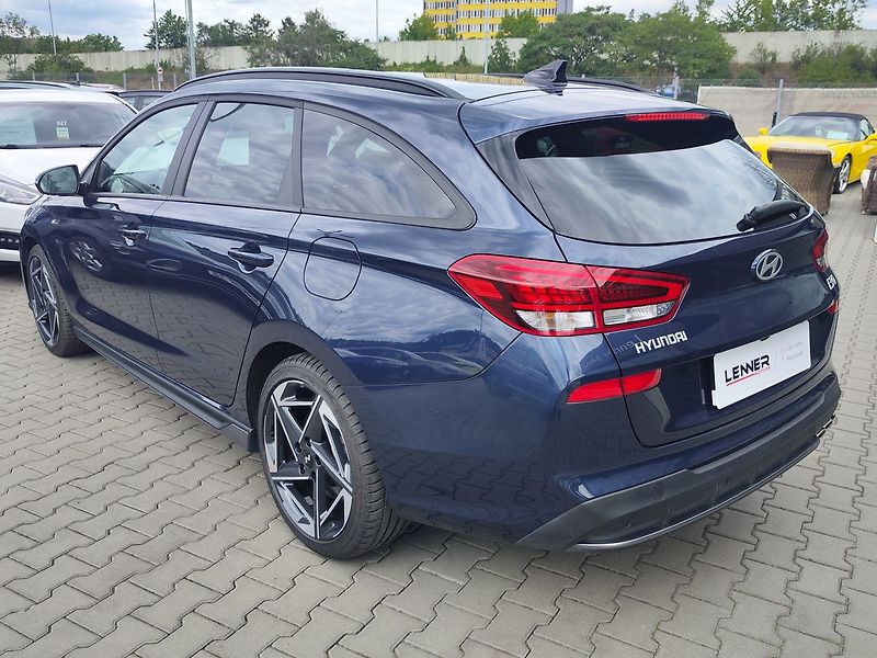 Hyundai i30 1.5 T-GDI/103kW N-Line DCT - fotka 7 z 36