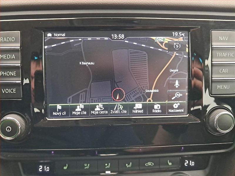 Škoda Octavia (2016) Laurin&Klement 1.8 TSI, 4X4 - fotka 13 z 17