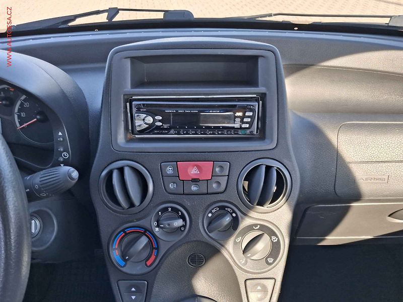 Fiat Panda (2011) 1.2i, Dynamic, AC - fotka 12 z 12