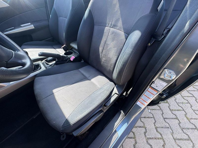 Subaru Forester (2008) 2,0i 110 KW TAŽNÉ SK STK - fotka 21 z 48