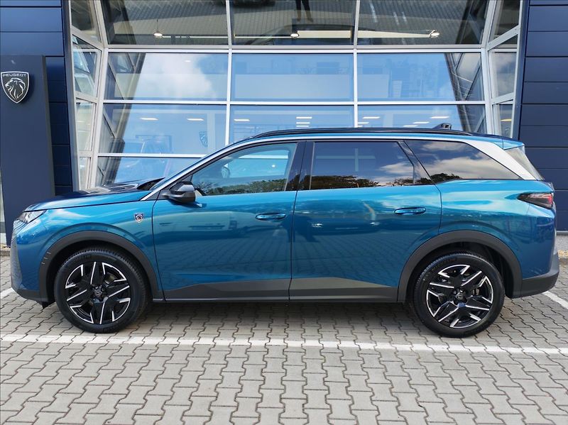 Peugeot 5008 (2026) GT Hybrid 145 e-DCS6 - fotka 14 z 18