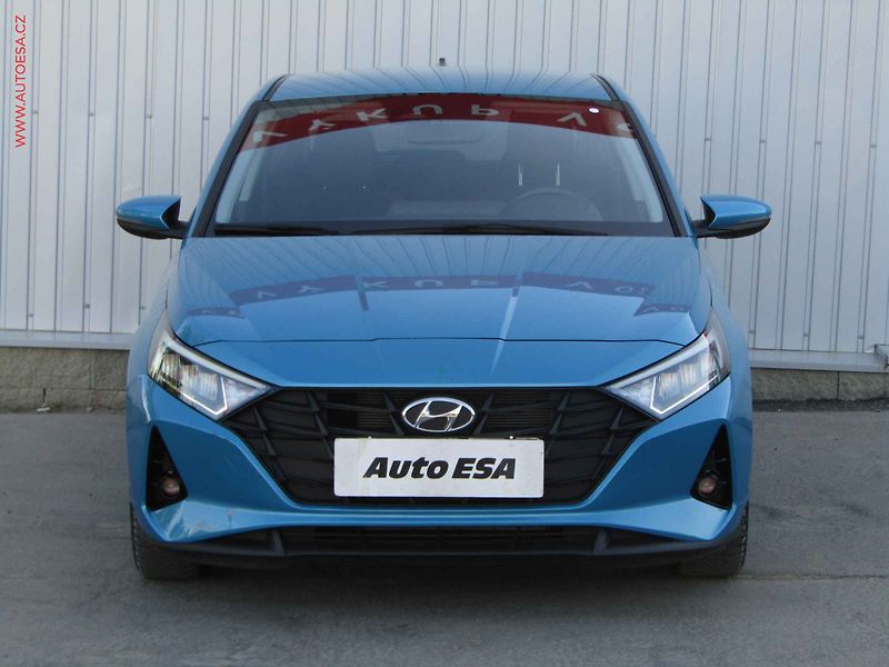Hyundai i20 (2023) 1.2 CVVT, ČR, Smart, LED - fotka 2 z 21