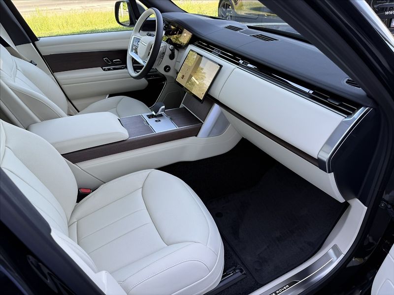 Land Rover Range Rover 3,0 HSE D350 - fotka 33 z 44