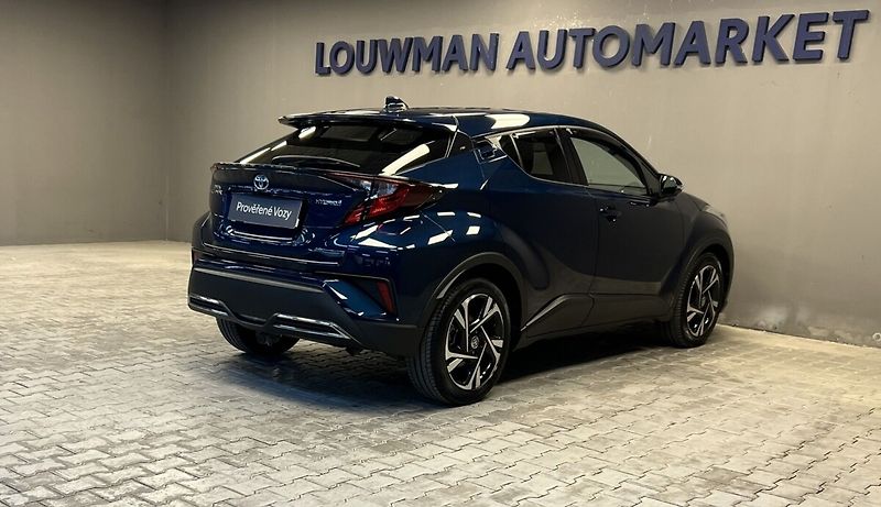 Toyota C-HR 2.0 STYLE - fotka 2 z 18