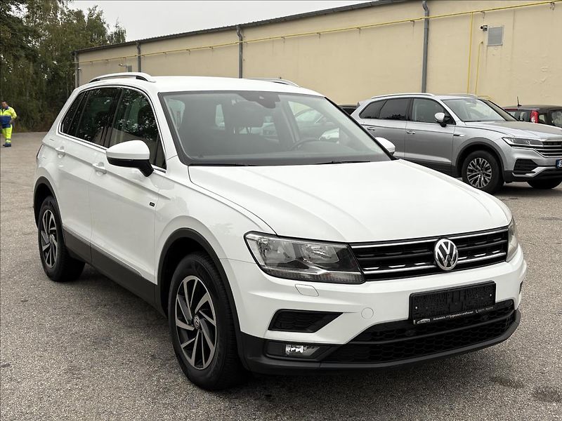 Volkswagen Tiguan 2,0 TDi 110kW 4M,ACC,Navi,JOIN - fotka 41 z 42