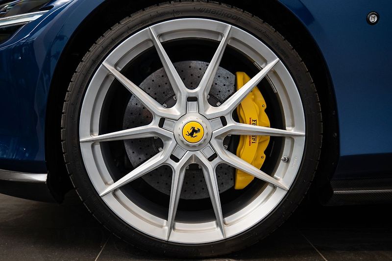 Ferrari Roma - fotka 18 z 23