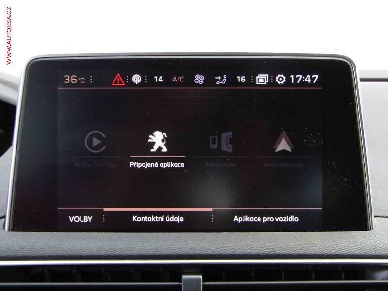 Peugeot 5008 (2019) 1.2 PT, GT Line, LED, navi - fotka 21 z 23