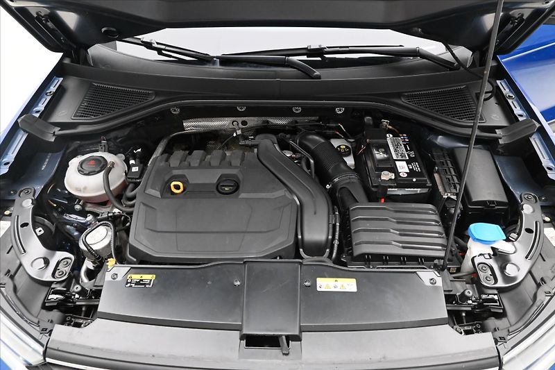 Volkswagen T-Roc 1,5 TSI 110 kW DSG Navi Záruka - fotka 9 z 30