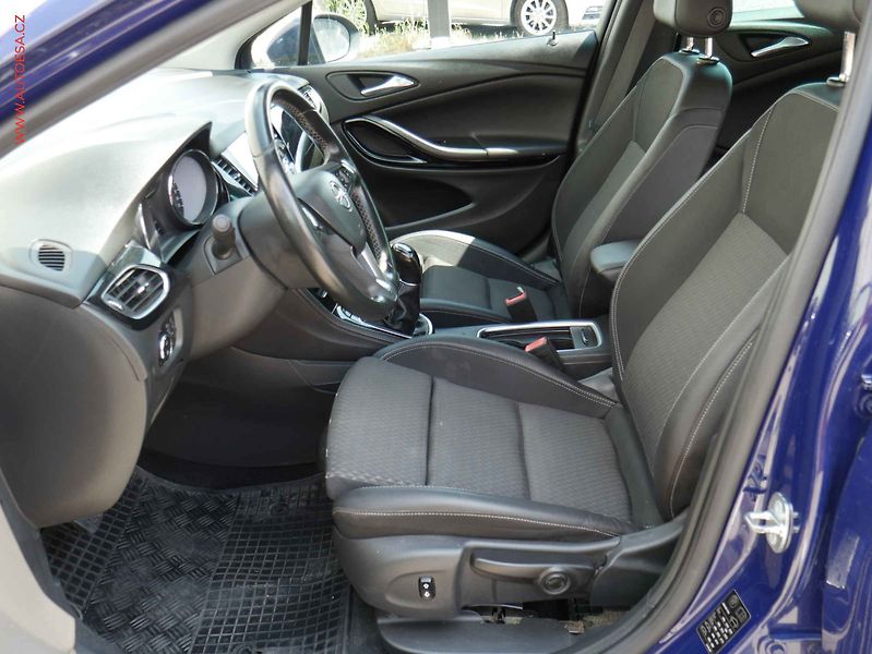 Opel Astra (2016) 1.6CDTi, AC, kamera - fotka 9 z 20