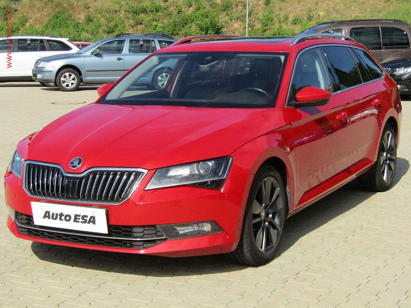Škoda Superb (2019) 2.0 TDi, ČR, DSG, navi - fotka 3 z 19