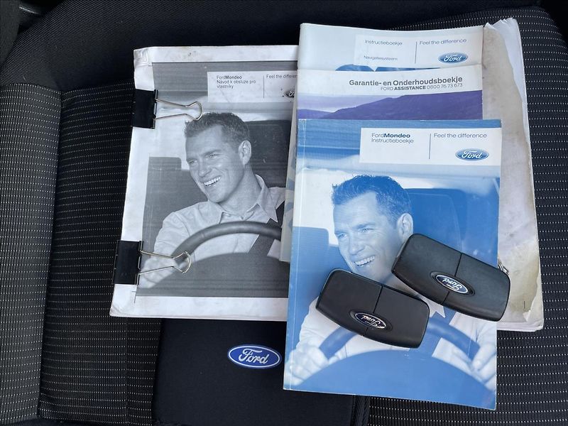 Ford Mondeo 2,0TDCi*103 kW*pravidelný serv - fotka 36 z 36
