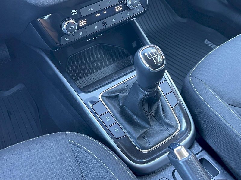 Škoda Fabia (2024) 1.0 TSI 81kW Style Plus - fotka 12 z 34