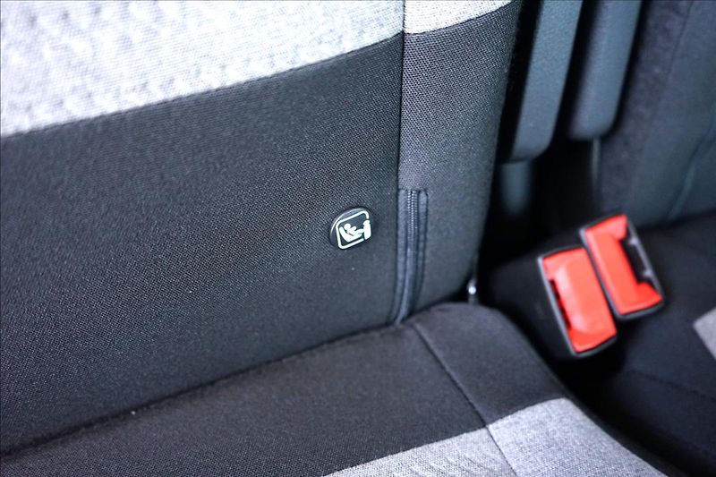 Citroën Berlingo (2026) 1,5 Diesel 100k Manual PLUS - fotka 18 z 18