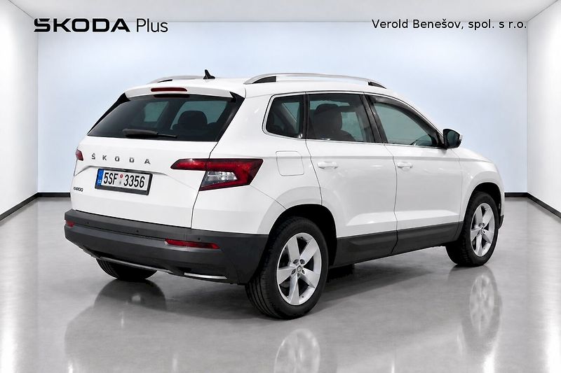 Škoda Karoq (2022) 1.5 TSI 110 kW M6° Style Plus - fotka 2 z 32