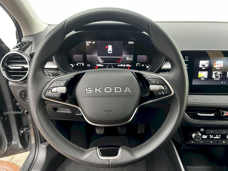 Škoda Fabia (2025) 1.0 TSI 85kW MP6 Top Selection - fotka 7 z 33