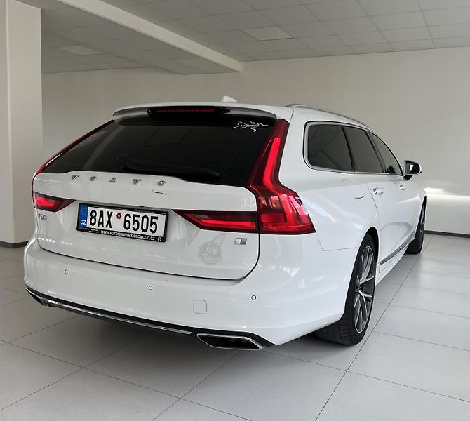 Volvo V90 (2019) - fotka 4 z 14