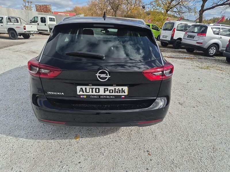 Opel Insignia 2,0 Ddti - fotka 4 z 11