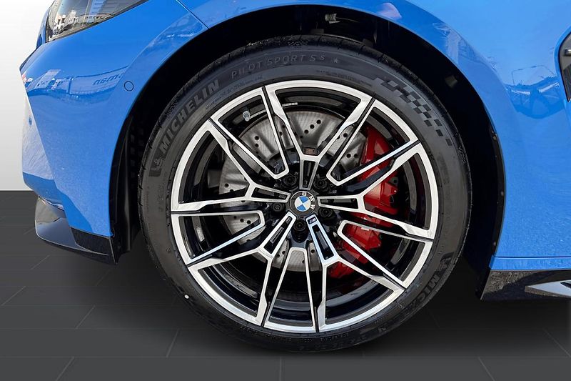 BMW M4 Competition M xDrive - fotka 5 z 9
