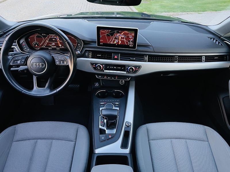 Audi A5 2.0i 140KW AUT KAMERY SERVISKA - fotka 24 z 56