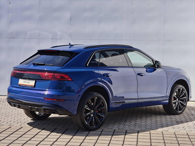 Audi Q8 SUV 50 Quattro 8TT 3,0TDI - fotka 2 z 28