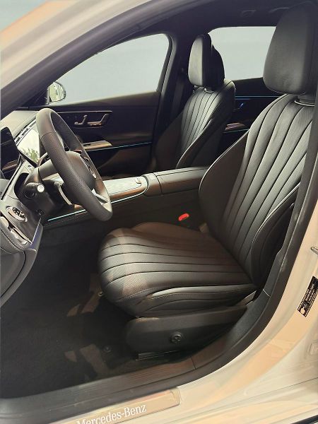Mercedes-Benz Třídy E (2026) E 220 4MATIC kombi - fotka 8 z 9