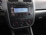 Volkswagen Golf (2005) 1.6, nová STK, jezdí skvěle - náhled 9