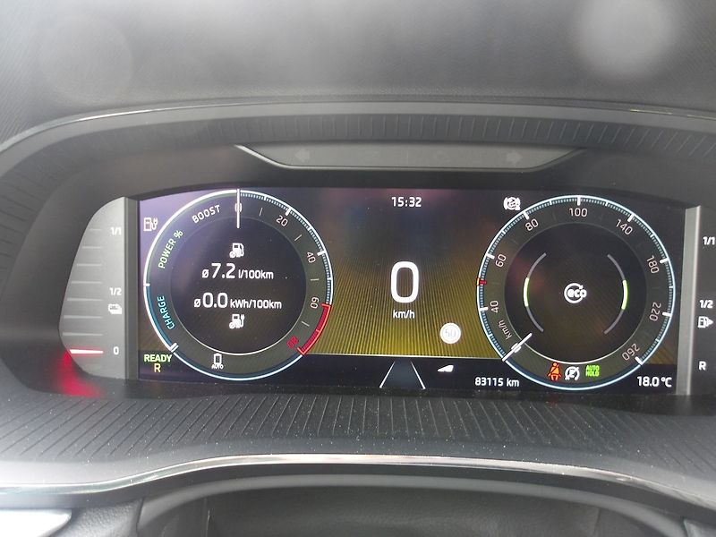 Škoda Octavia 1,4TSi BA+EL ČR ! MAX.VÝBAVA ! - fotka 28 z 33
