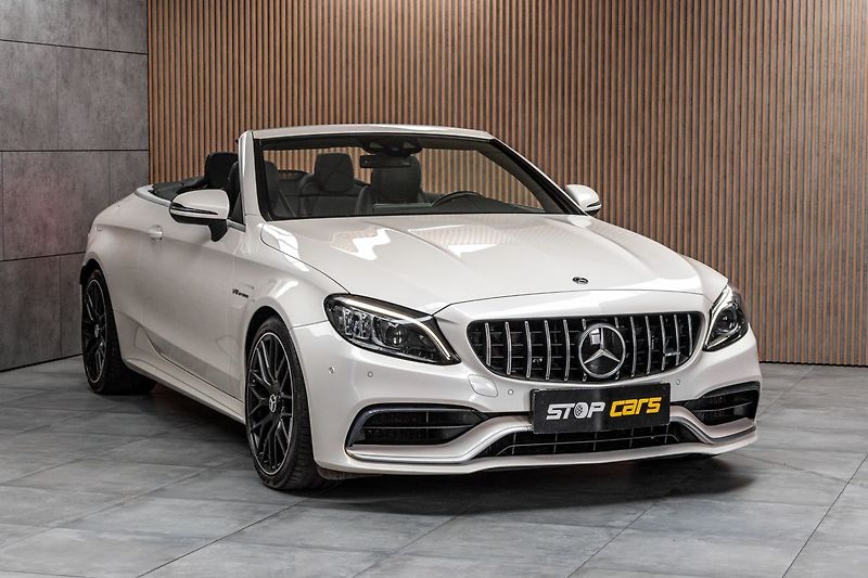 Mercedes-Benz Třídy C C63 AMG V8 BURMESTER*NAPPA*DPH - fotka 8 z 51